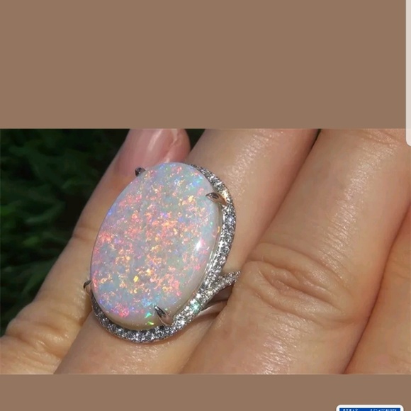 Jewelry - Sterling Silver Fire Opal Statement Size 8